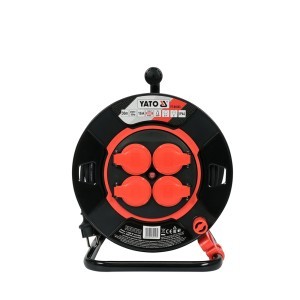 Ilgintuvas elektros ritėje 30 m 4 lizdų CE IP44 izoliacija YT-81053 YATO