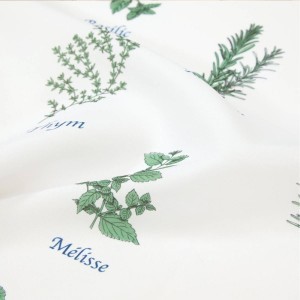 Staltiesė 140x240 cm žolelės (poliesteris), atspari dėmėms Atmosphera 163930C3