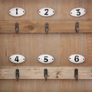 Dėžutė raktams medinė 26,4x8x38 cm Atmosphera 167027