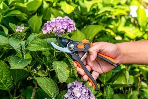 Sekatorius 200 mm BlackDecker 871125223414