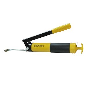 Švirkštas tepalui su vamzdeliu ir žarnele 500 ml 1311101 Crownman (1)