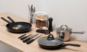 Keptuvė su dangčiu D24 cm nelimpanti, aliuminis Maku 635932