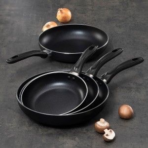 Keptuvė D20 cm aliumininė, nelimpanti Maku 182279