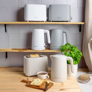Virdulys elektrinis 1,7 l baltos spalvos 12,5x22x22 cm CURLY Ambition 69608