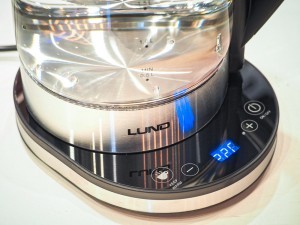 Virdulys elektrinis stiklinis 1,8 L su temp. reguliavimu LED 68174 LUND