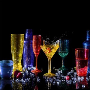 Taurė kokteiliams plastikinė 240 ml Home Deco KA0788