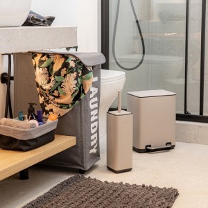 Šepetys klozeto su dėklu D10,5xH39 cm metalinis, kreminė sp. Estia 02-21054