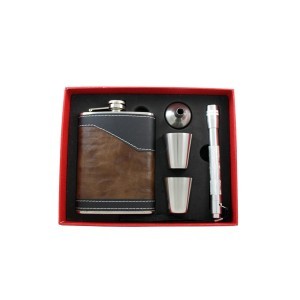 Rinkinys gertuvė ( fleškutė) metalinė+stikliukai+piltuvėlis+žibintuvėlis KW8L