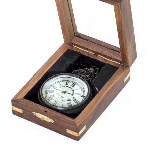 Laikrodis su grandinėle žalvarinis  medinėje dėžutėje NI4313A SAVEX