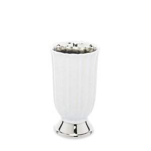 Vaza keramikinė baltos spalvos 23x12,5x12,5 cm 131726