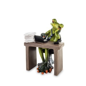 Figūrėlė varlė Biuro darbuotojas 14x10,5x10 cm 137233