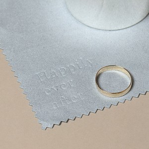 Dėžutė vestuviniams žiedams 5.3x4.8x5 cm AM268