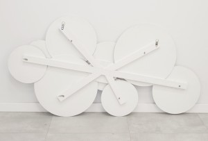 Sienos dekoracija metalinė balta 81x153x4 cm