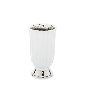 Vaza keramikinė baltos spalvos 23x12,5x12,5 cm 131726