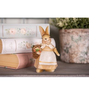 Figūrėlė Kiškis su pintine 7x6x13 cm velykinis Clayre