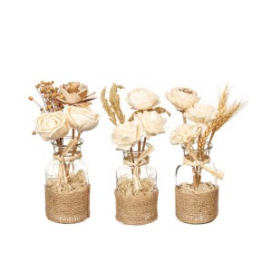 Vaza stiklinė D11xH25 cm su dirbtinėmis gėlėmis (mix) 90837