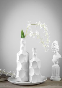 Vaza keramikinė balta h 40 cm 31155
