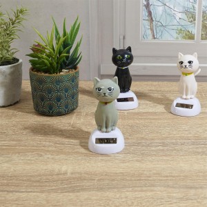 Figūrėlė Šokantis Katinas solar 26x26x22 cm MG3576