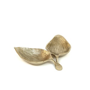 Dekoratyvinė lėkštelė metalinė Lapai 12.5x16x3.5 cm DECOSILUET