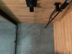 Dušo trapas linijinis kvadratinis 20x20 cm nerūd. pl.75335 FALA