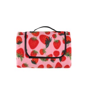 Pledas iškyloms 130x150 cm neperšlampamas Braškės 4Living 656171