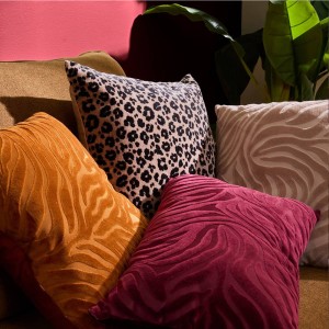 Pagalvėlė dekoratyvinė 40x40 cm poliesteris Atmosphera 212527A