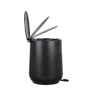Šiukšliadėžė 5 l 23,5x26x29 cm plastikinė juoda Fjord Estia 02-19945
