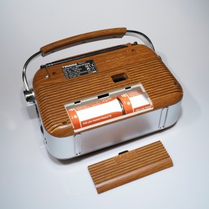 Radijo imtuvas AM/FM/SW AC/DC arba R20 TIROSS TS461