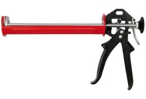 CAULKING GUN