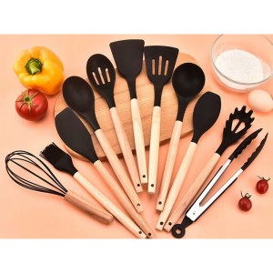 Virtuvės įrankiai su dėklu 12 vnt. 07412