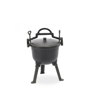 Katiliukas ketaus su kojomis ir dangčiu 5 L BBQ3703