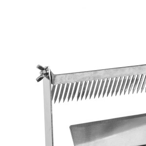 Šakutė korių atakiavimui nerūdijančio plieno medine rankena 20x6,5 cm BEE2687