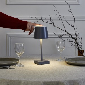 Šviestuvas stalinis liečiamas 10,5x26x10,5 cm pilkas 3AAA Home Deco LA104721