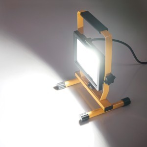 Lempa darbinė su stovu 30 SMD LED 220V TIROSS TS1931