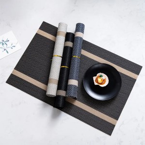 Padėkliukas stalo vandeniui atsparus 45x30 cm 23-T0250