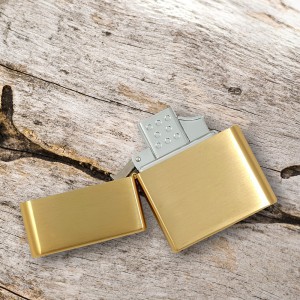Žiebtuvėlis dujinis Z-Plus metalinis auksinės sp. 1001400